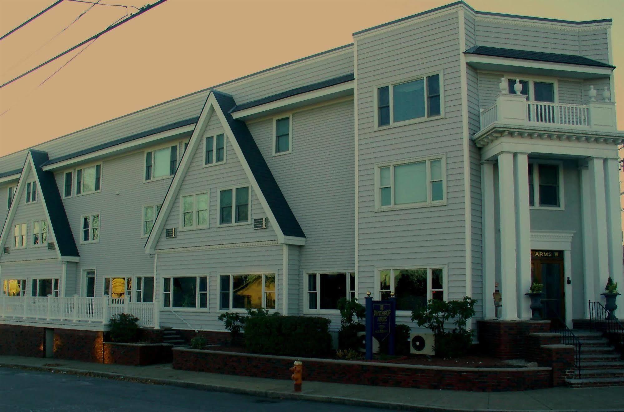 Winthrop Arms Hotel Restaurant Logan Airport Eksteriør billede